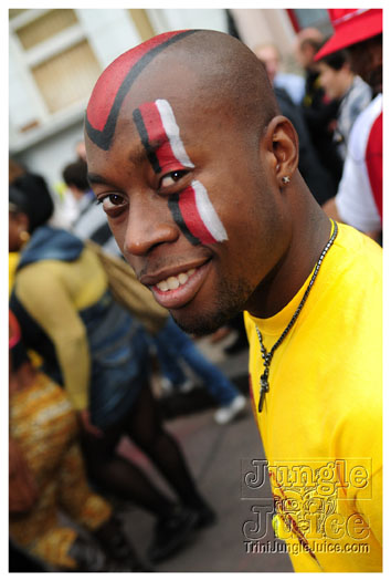 nhc_poisonuk_2010-024