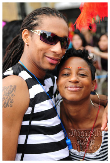 nhc_poisonuk_2010-030