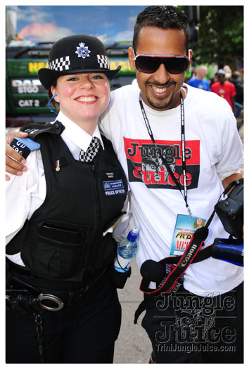 nhc_poisonuk_2010-032