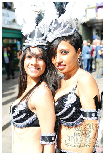 nhc_poisonuk_2010-035