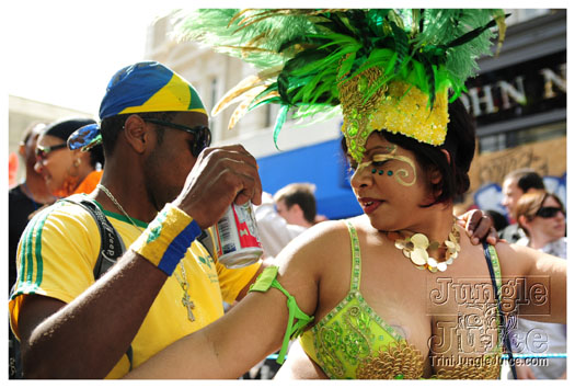 nhc_poisonuk_2010-045