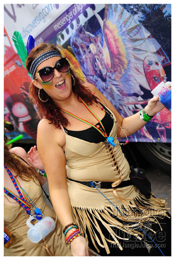 nhc_poisonuk_2010-056