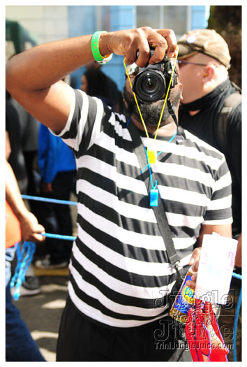 nhc_poisonuk_2010-059