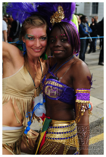 nhc_poisonuk_2010-068