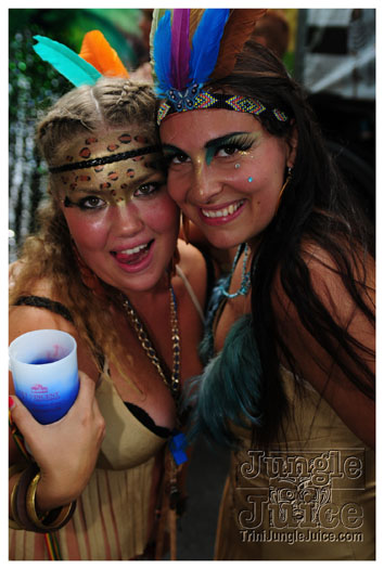 nhc_poisonuk_2010-069