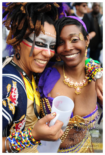 nhc_poisonuk_2010-090