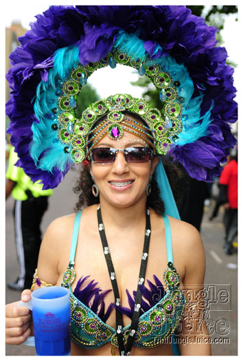 nhc_poisonuk_2010-091