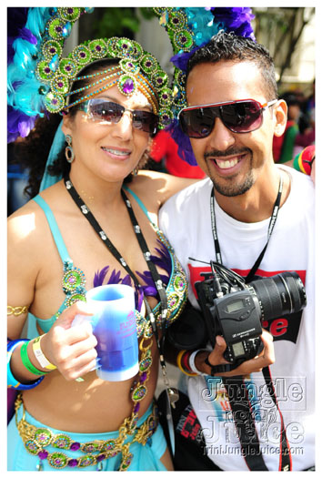 nhc_poisonuk_2010-092