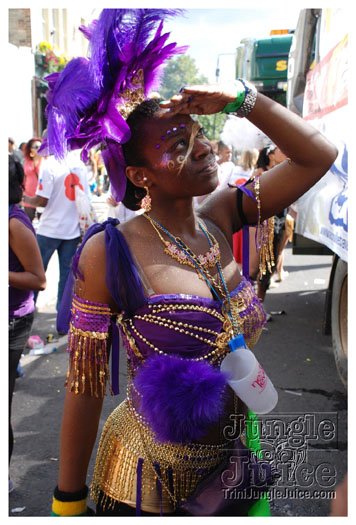 nhc_poisonuk_2010-115