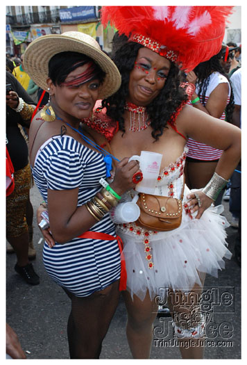 nhc_poisonuk_2010-118