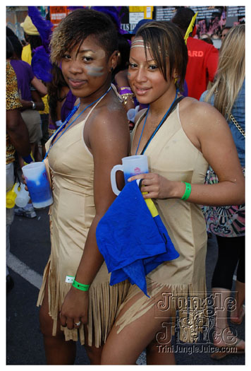 nhc_poisonuk_2010-119