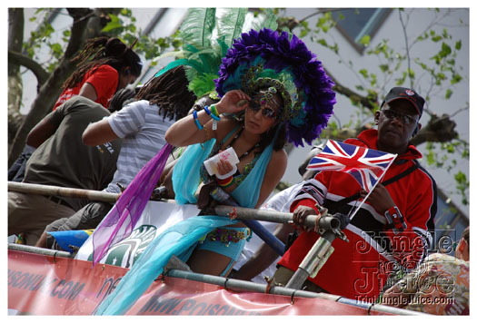 nhc_poisonuk_2010-135