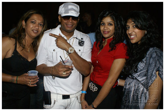 no_behaviour_machel_may29-005