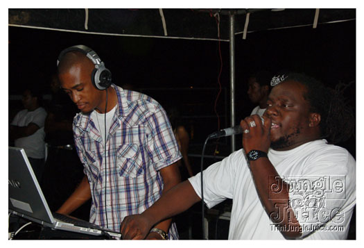 no_drawers_water_sep23-052