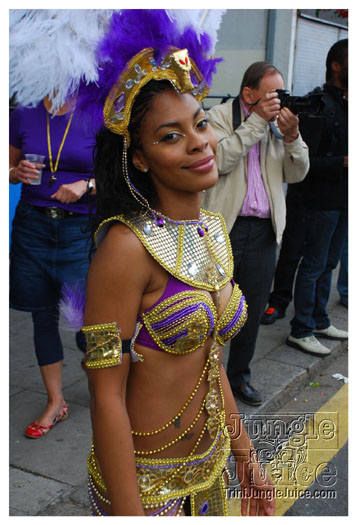 notting_hill_2010_extras-180