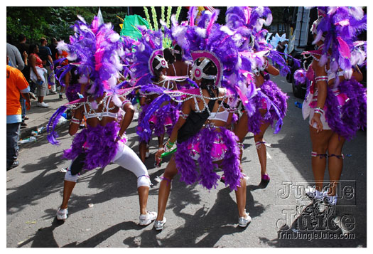 notting_hill_2010_extras-200