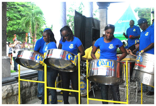 oasis_2011_band_launch_jul17-001