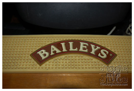 open_mic_coco_lounge_mar30-010