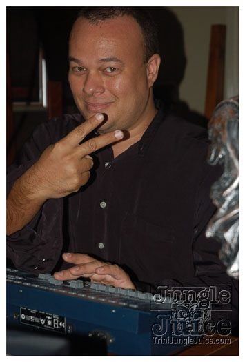 open_mic_coco_lounge_mar30-022