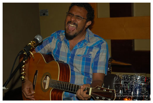 open_mic_coco_lounge_mar30-049