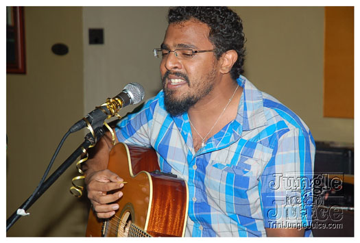 open_mic_coco_lounge_mar30-052