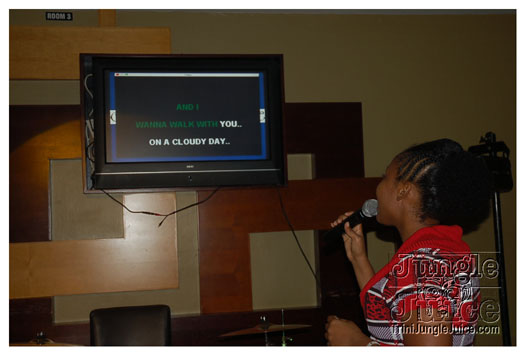 open_mic_coco_lounge_mar30-085