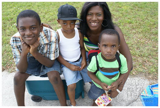 orlando_carnival_parade_2010-073