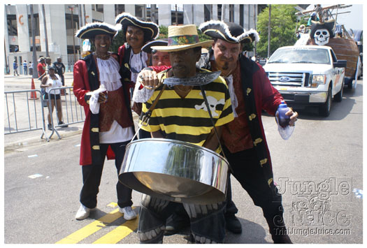 orlando_carnival_parade_2010-111