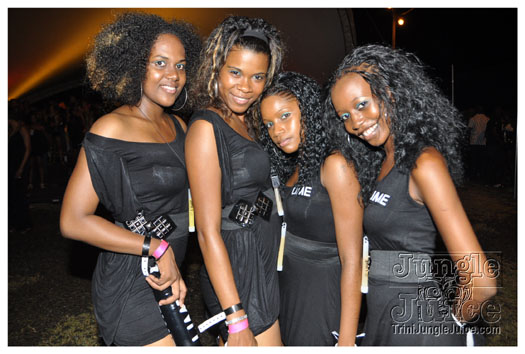 outrageous_in_black_july16-046