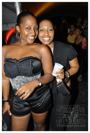 outrageous_in_black_july16-047