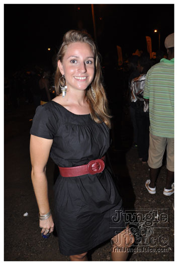 outrageous_in_black_july16-057