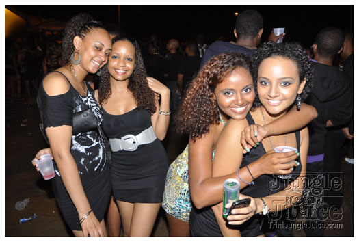 outrageous_in_black_july16-066