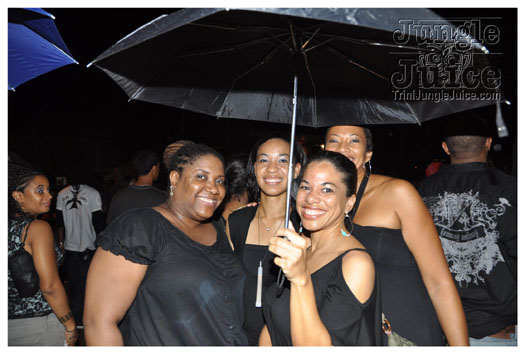 outrageous_in_black_july16-071