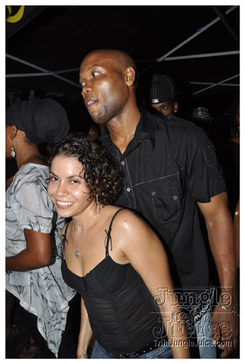 outrageous_in_black_july16-079