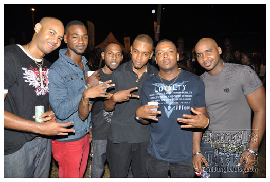 outrageous_in_black_july16-084