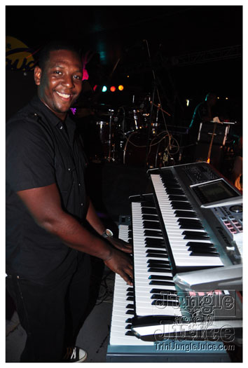 outrageous_in_black_july16-086