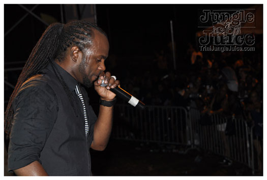 outrageous_in_black_july16-092