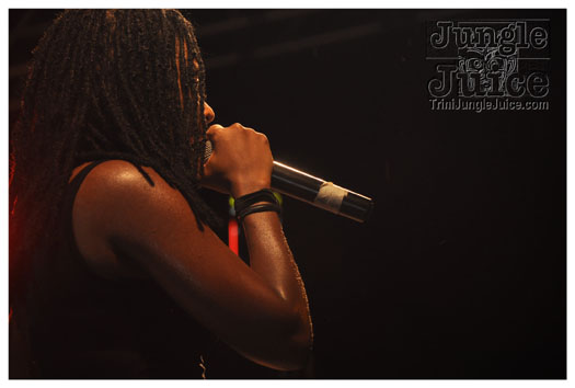 outrageous_in_black_july16-108