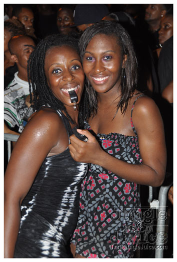 outrageous_in_black_july16-113