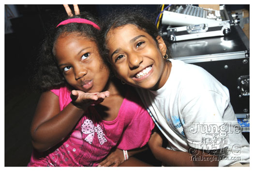 party_people_mas_launch_2010-031