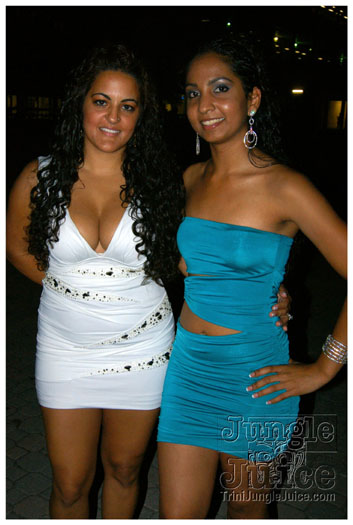rave_miami_2010_oct9-002