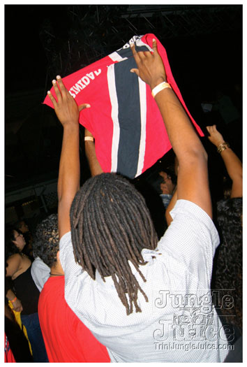 rave_miami_2010_oct9-010