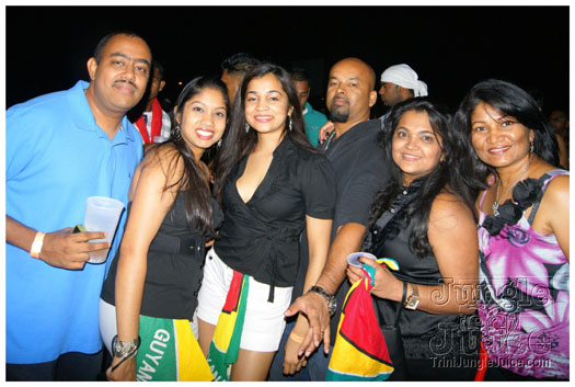 rave_miami_2010_oct9-019