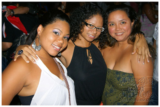 rave_miami_2010_oct9-028