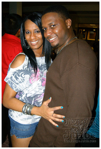 rave_miami_2010_oct9-047