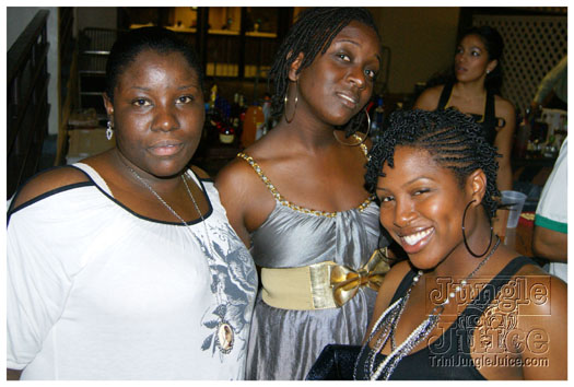 rave_miami_2010_oct9-053