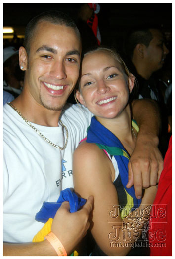 rave_miami_2010_oct9-086
