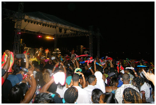 rave_miami_2010_oct9-088