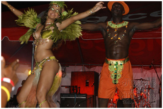 red_unlimited_band_launch_2k10-022