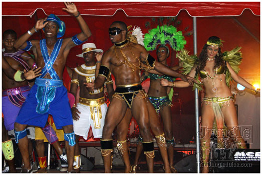 red_unlimited_band_launch_2k10-029